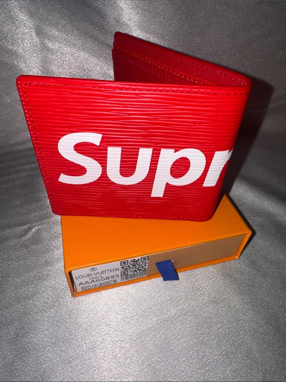 New! Louis Vuitton x Supreme Slender Wallet in red Epi leather!
